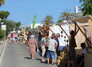 Mercat de Sant Josep de Sa Talaia, ecològic, local i d'artesania